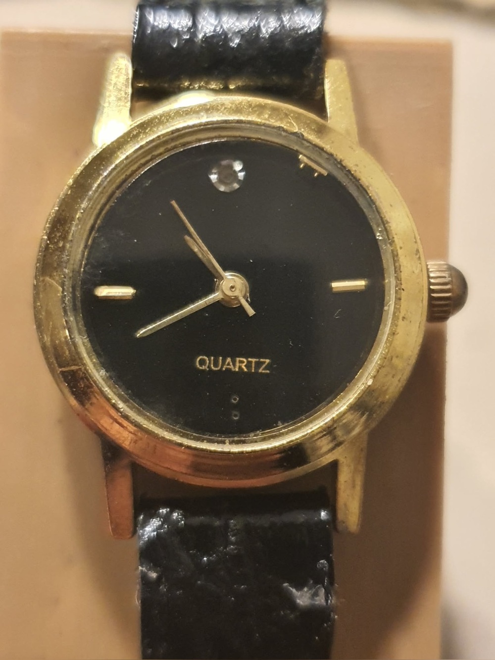 🦋10/$20🦋 Goldtone/Black Diamond Leather Women's Watch
